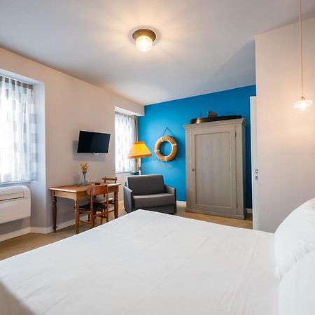 Regina Boutique Suites Trieste Esterno foto